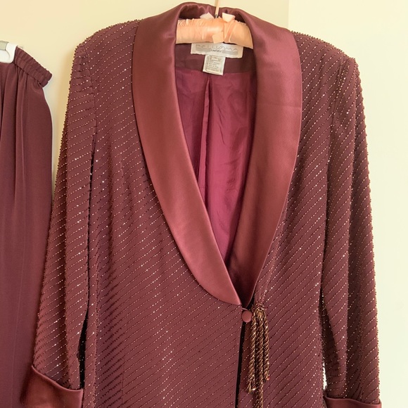 Two Piece Designer Set - Picture 3 of 5